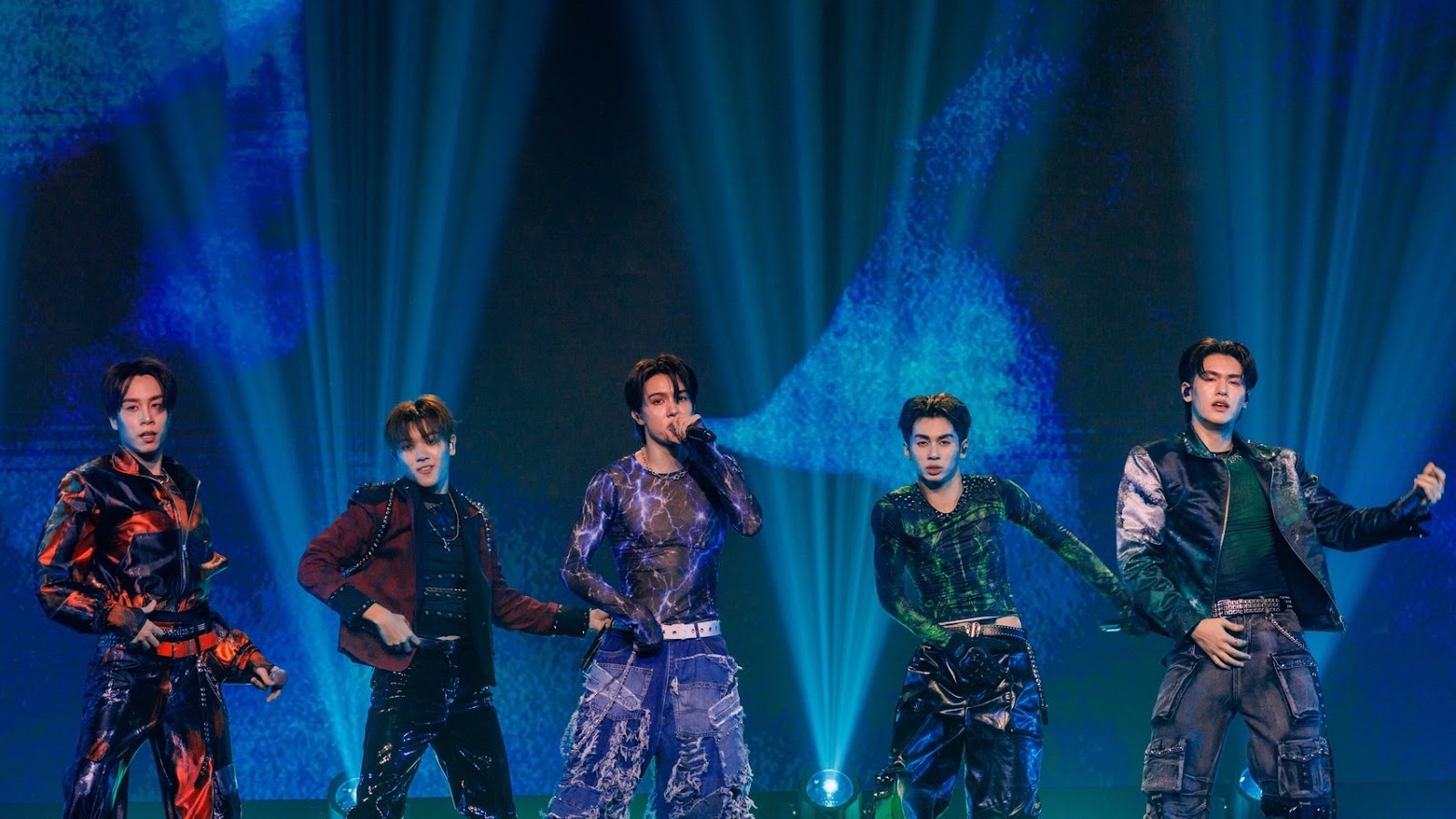 “เลยดูดี” จับมือ “SONRAY MUSIC” พา “DICE” บุกเวียดนาม ปักหมุดแรกเอเชียทัวร์!  ฟีดแบกสุดปัง Sold Out ใน 3 ชั่วโมง ภาพที่ 10