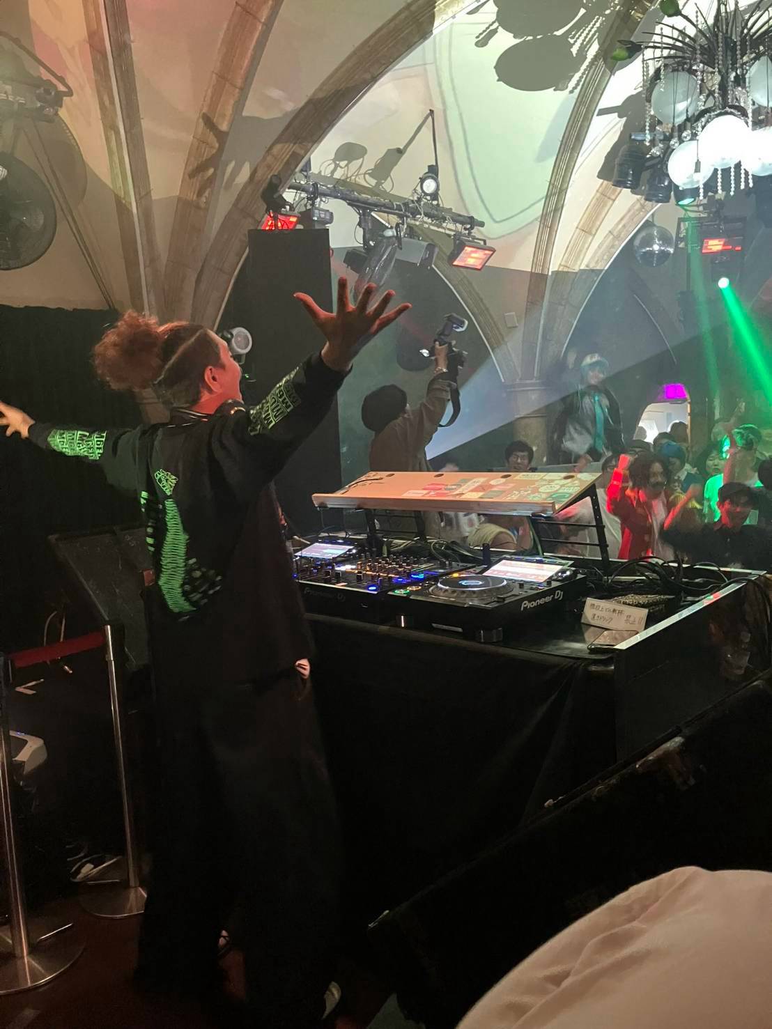 DJ SALA