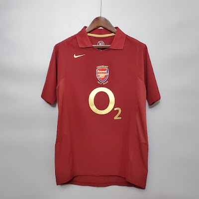 Retro 2005-06 Arsenal Local @lumorasports.jpeg