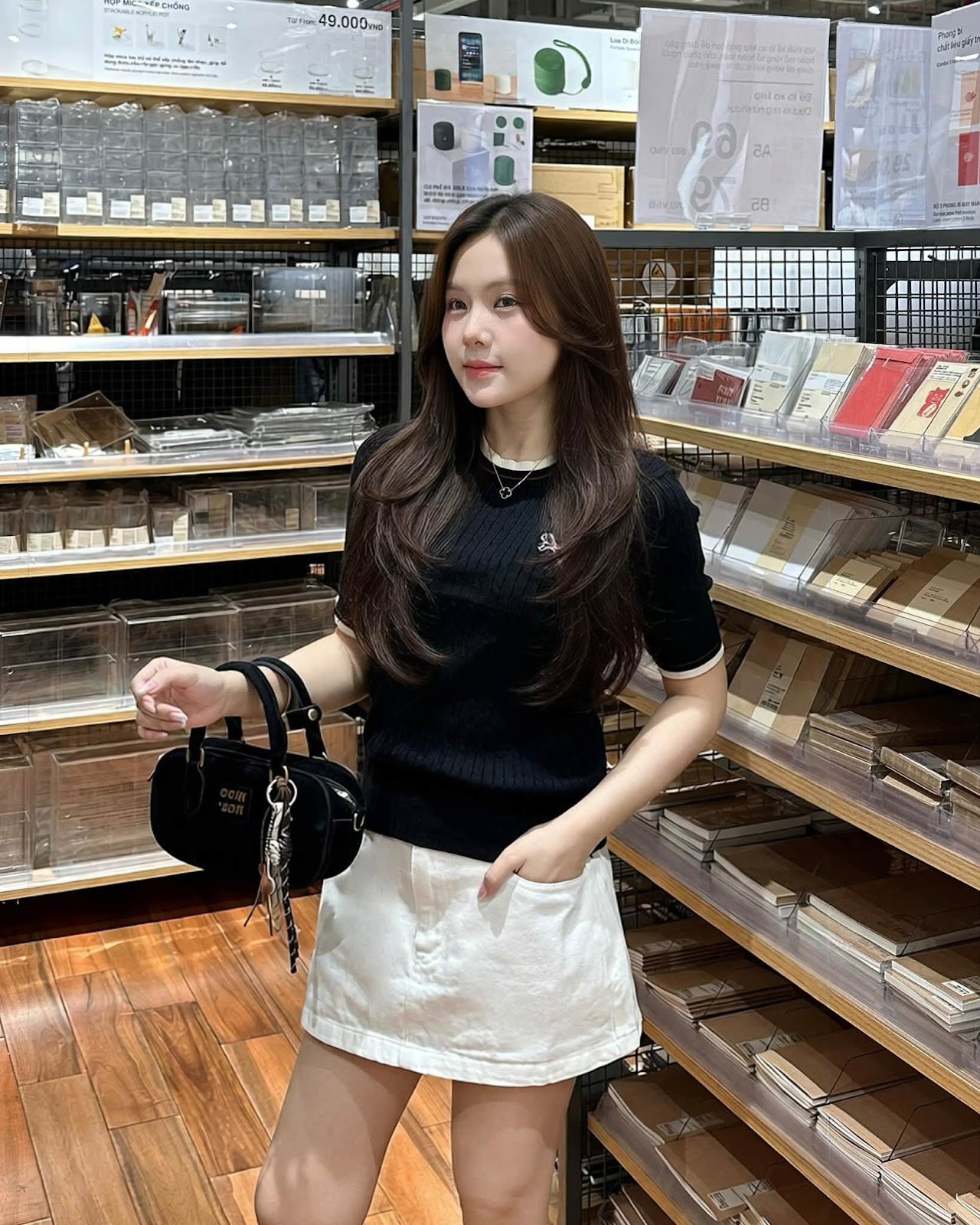 áo len ngắn tay thêu ngựa phối màu cổ XONXEN SHOP 5155 – Image 6