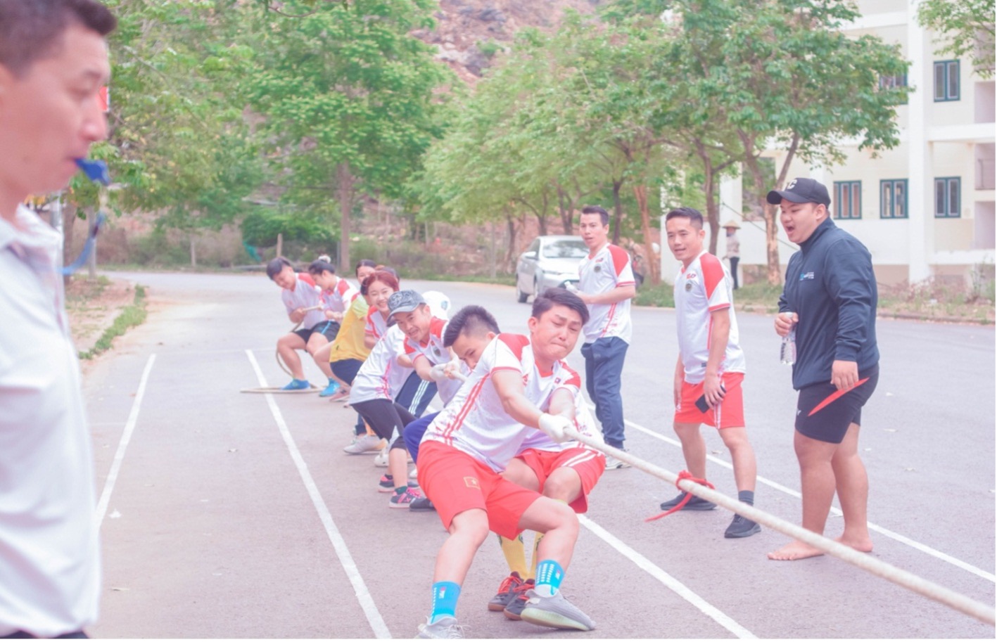 Trường Đại học Tây Bắc tổ chức Tết cổ truyền Bunpimay cho lưu học sinh Lào trong không khí đầm ấm vui tươi