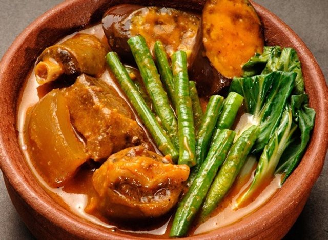 Xương Bò Hầm Bơ Đậu Phộng