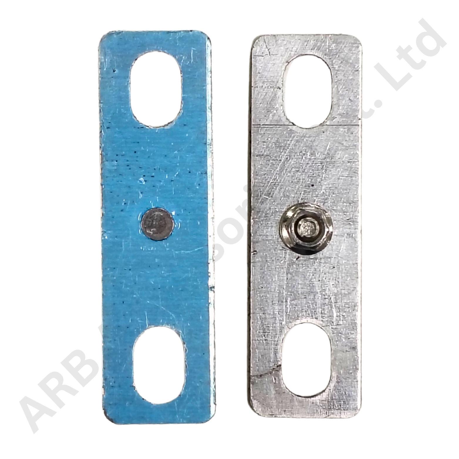 ALUMINIUM BUS BAR 70X20X2MM WITH CLINCH STUD-NUT (1067a) (10afd)