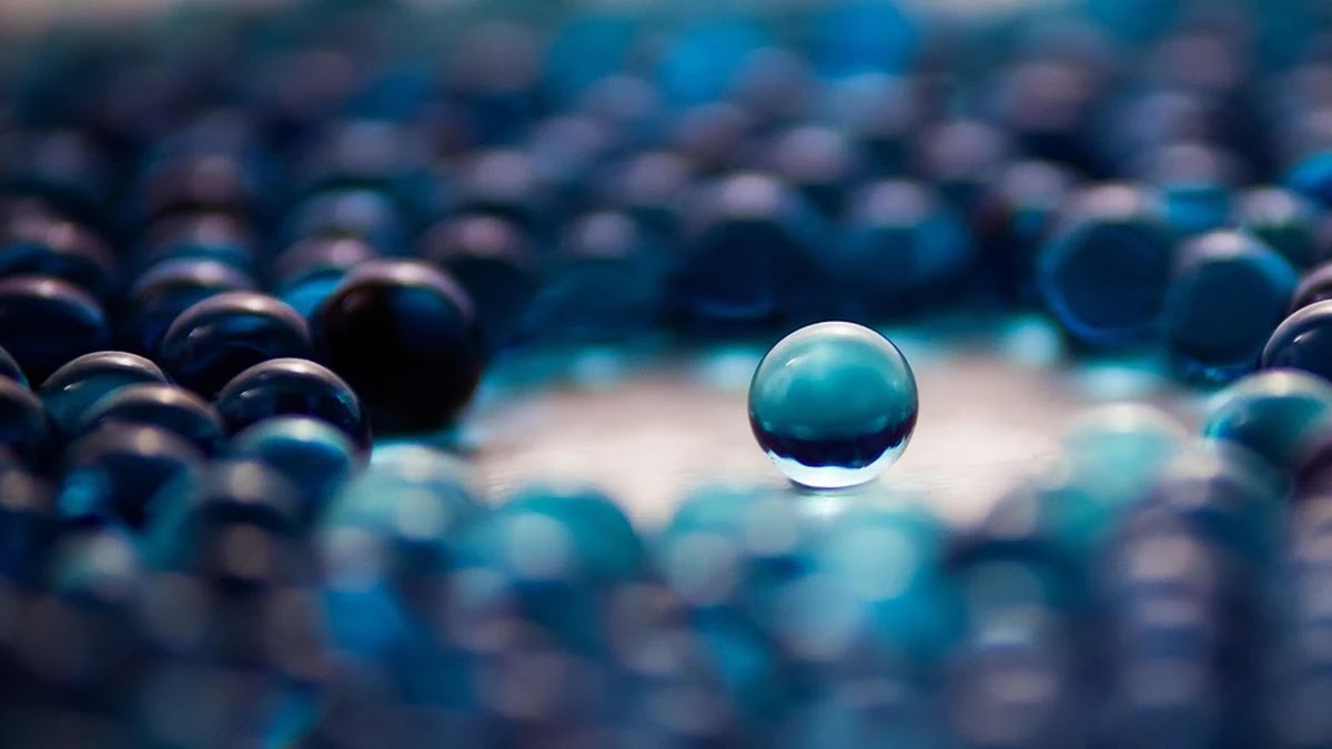 정의라는 단어가 시대별로 변화한 의미와 문화적 차이