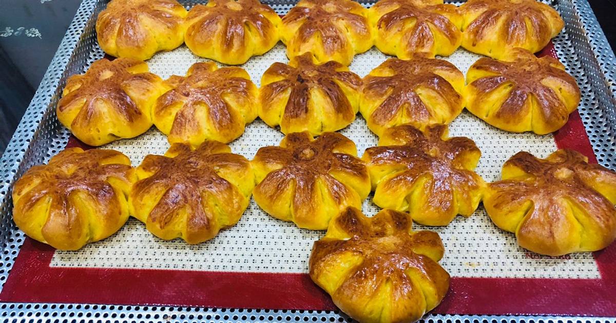 Bánh mì bí đỏ