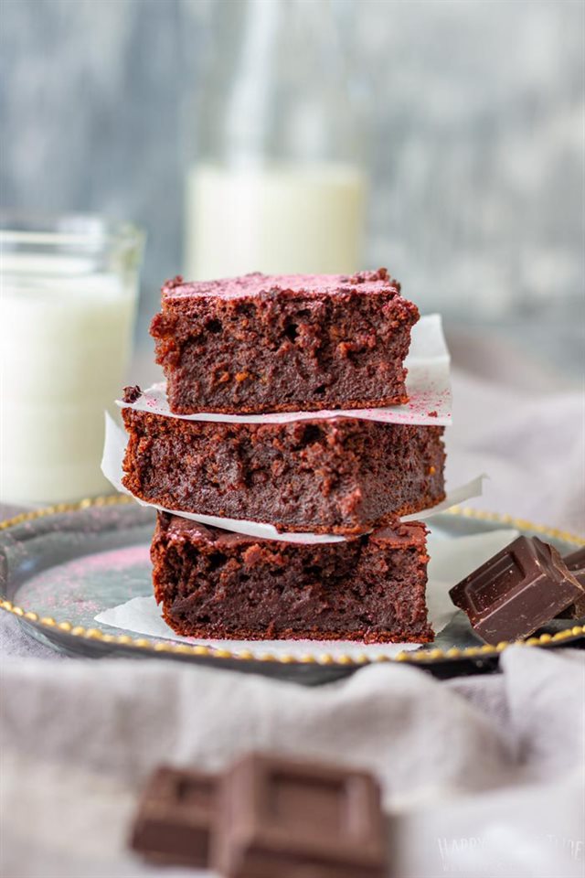 Bánh Brownie Socola Củ Dền
