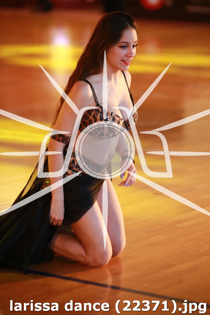 larissa dance (22371).jpg
