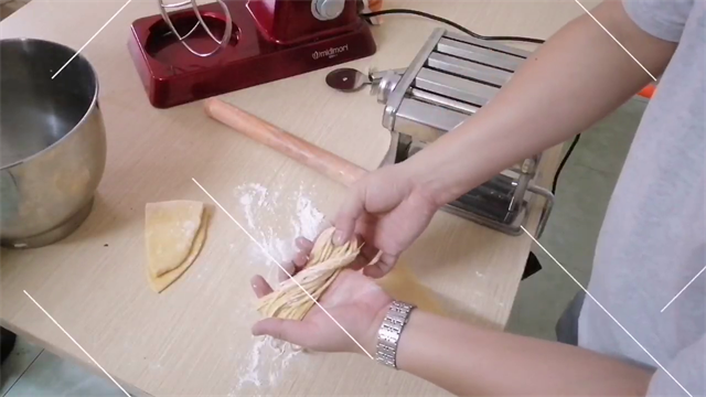Làm Mỳ Tươi Tại Nhà