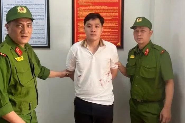 Bắt nhanh đối tượng sử dụng ma túy tấn công tài xế - Đài Phát thanh và truyền hình Hà Nội