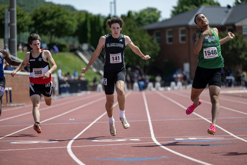 Photo from HS: Track & Field of Eric Metrey