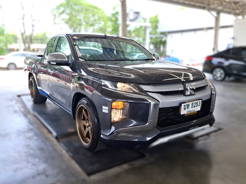 MITSUBISHI TRITON 18-23