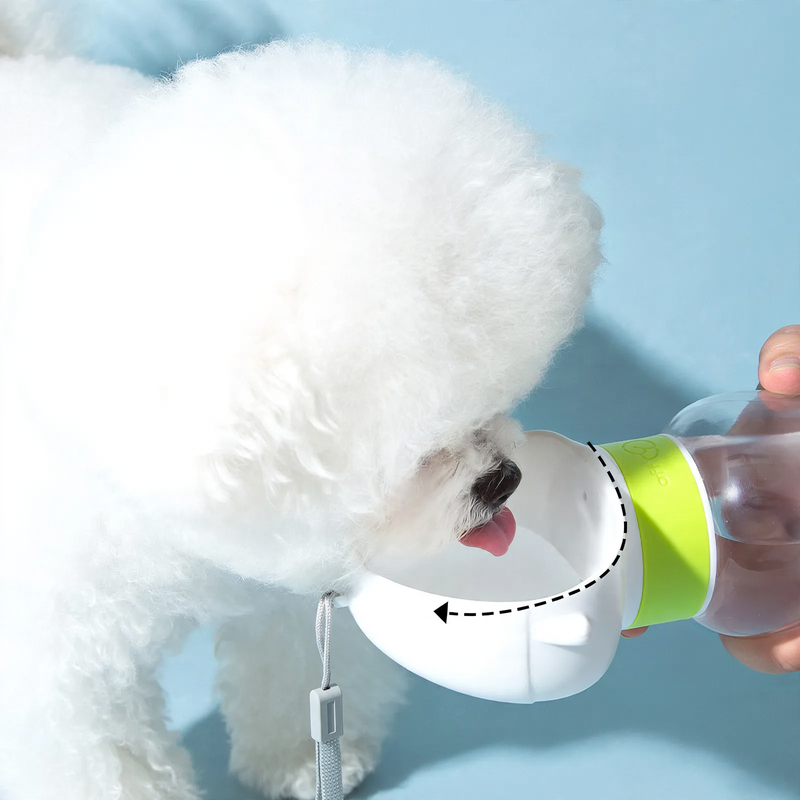 Portable water bottle for pets, 600 ml