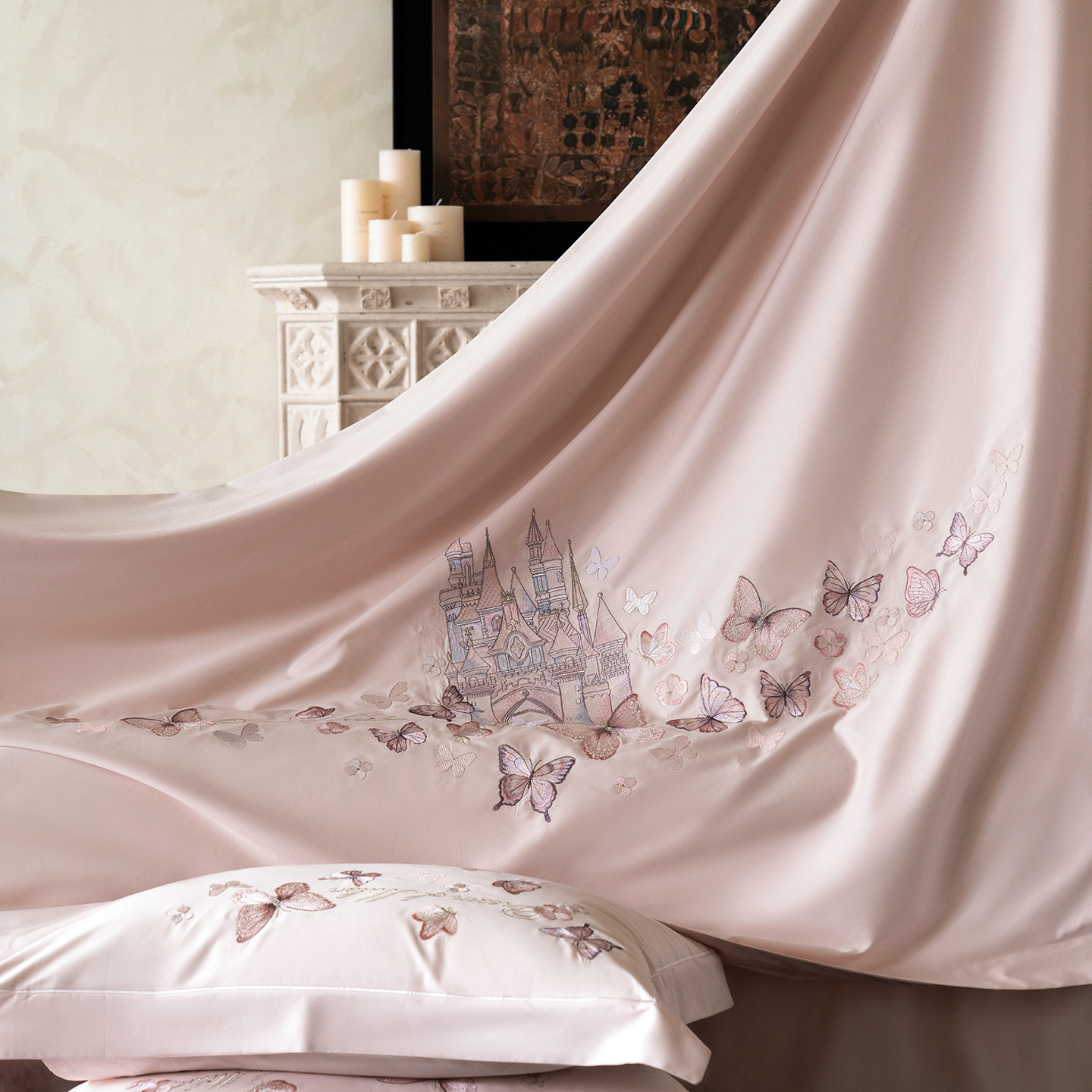 Long-staple cotton bedding set with embroidery