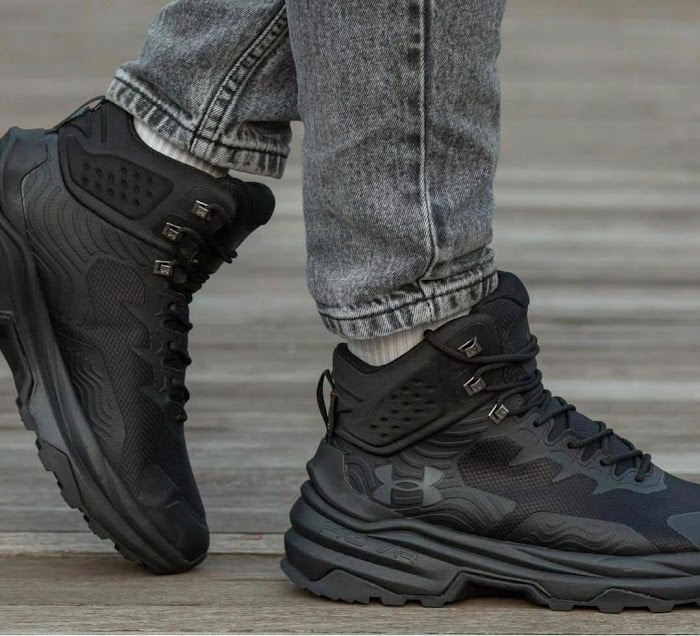Under Armour HOVR Negro