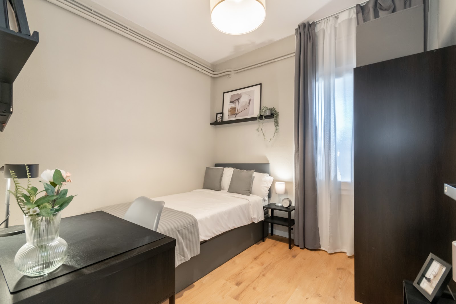 Gran Via de Carlos III 5052