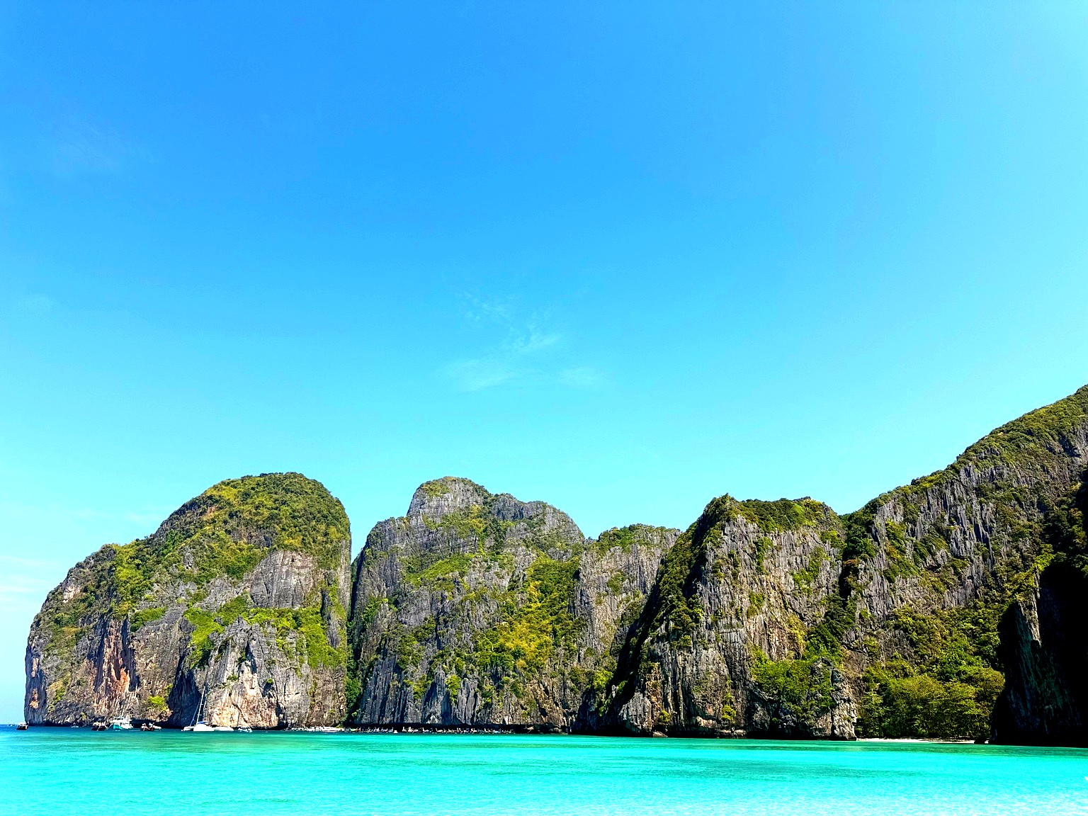 Приватный · PHI PHI - BAMBOO - RANG YAI + FISHING (1-DAY TRIP) 5
