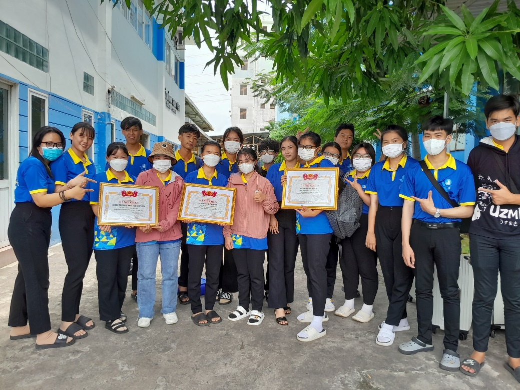 Với bản thân, chúng ta thật giỏi vì đã hoàn thành xuất sắc nhiệm vụ được giao