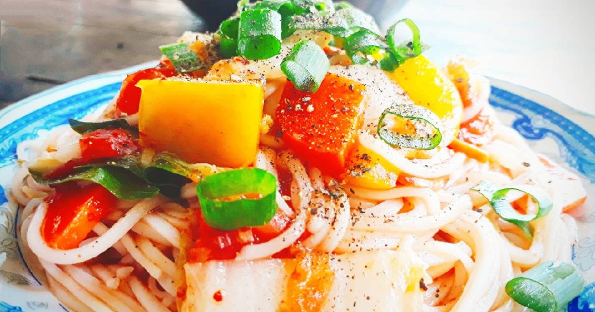 Mì trộn rau củ chay