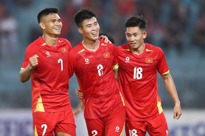 ĐT Việt Nam 3-0 ĐT Bangladesh: Dấu ấn Hà Nội FC và vết gợn Xuân Son - Báo Điện tử Tiếng nói Việt Nam
