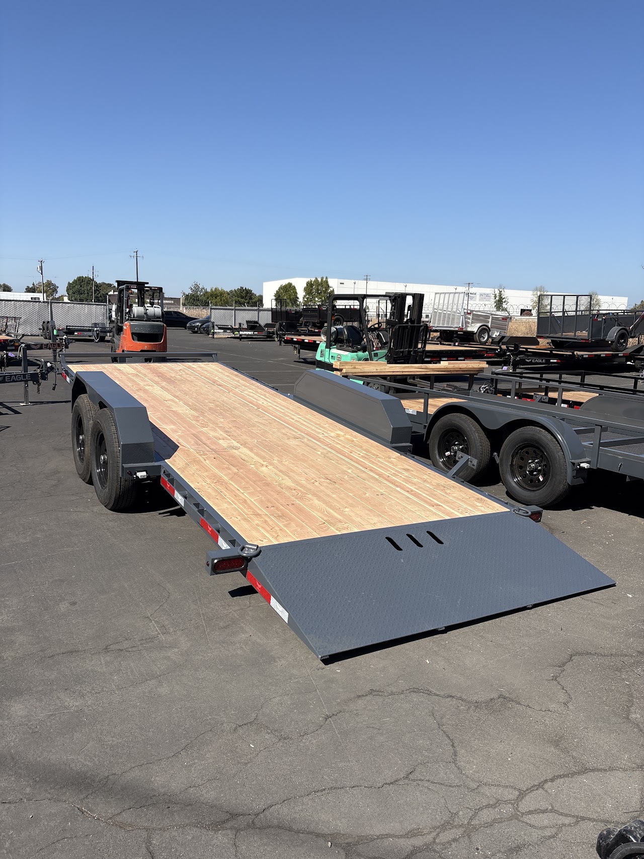 14k Black Hawk Full Deck Tilt Bed
