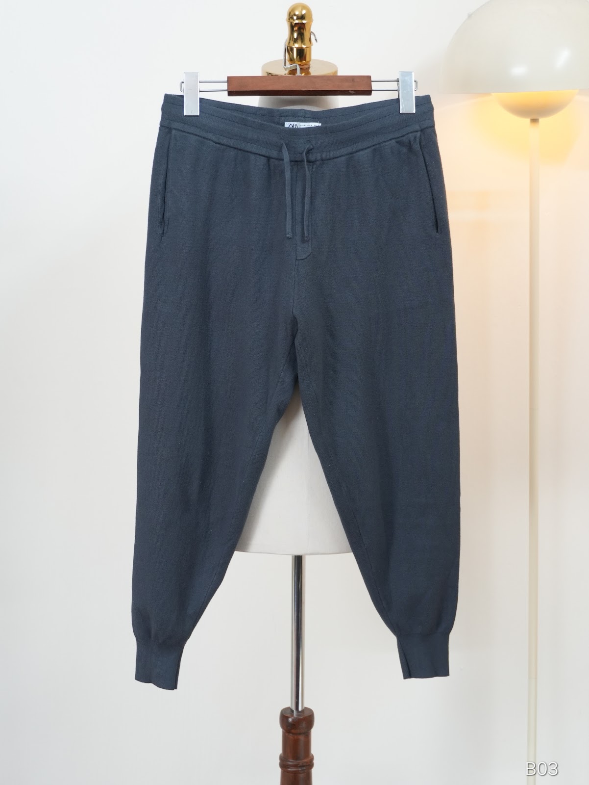 Quần B03