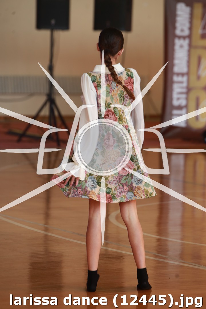 larissa dance (12445).jpg