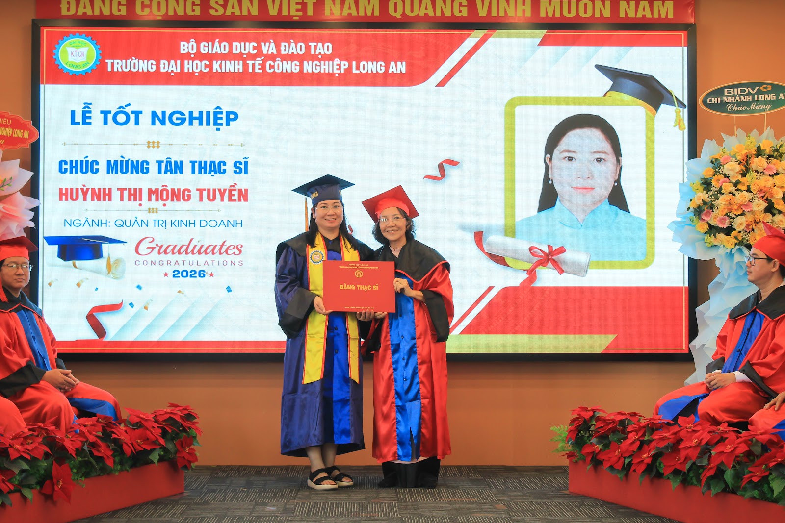 Huỳnh Thị Mộng Tuyền