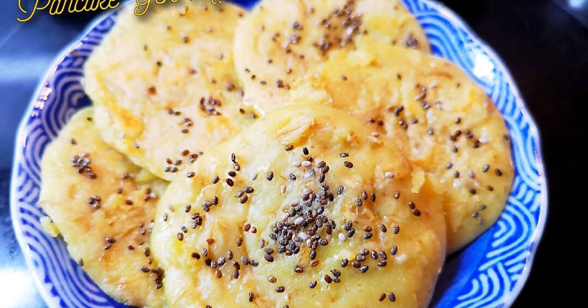 Pancake yến mạch cho bé ăn xế