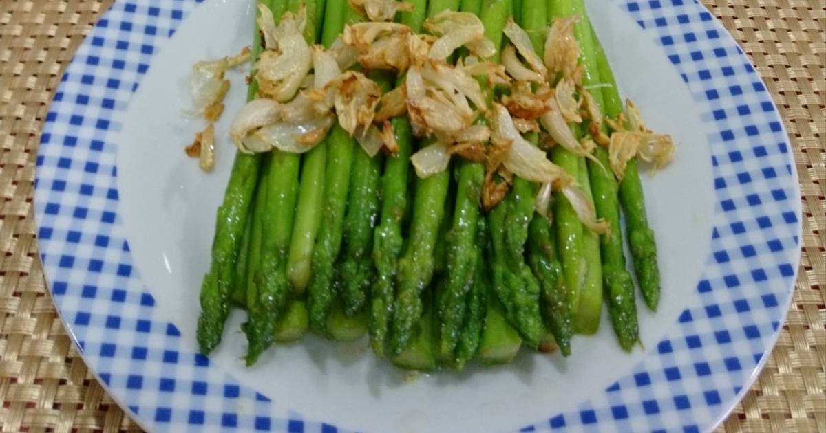Măng tây xào tỏi