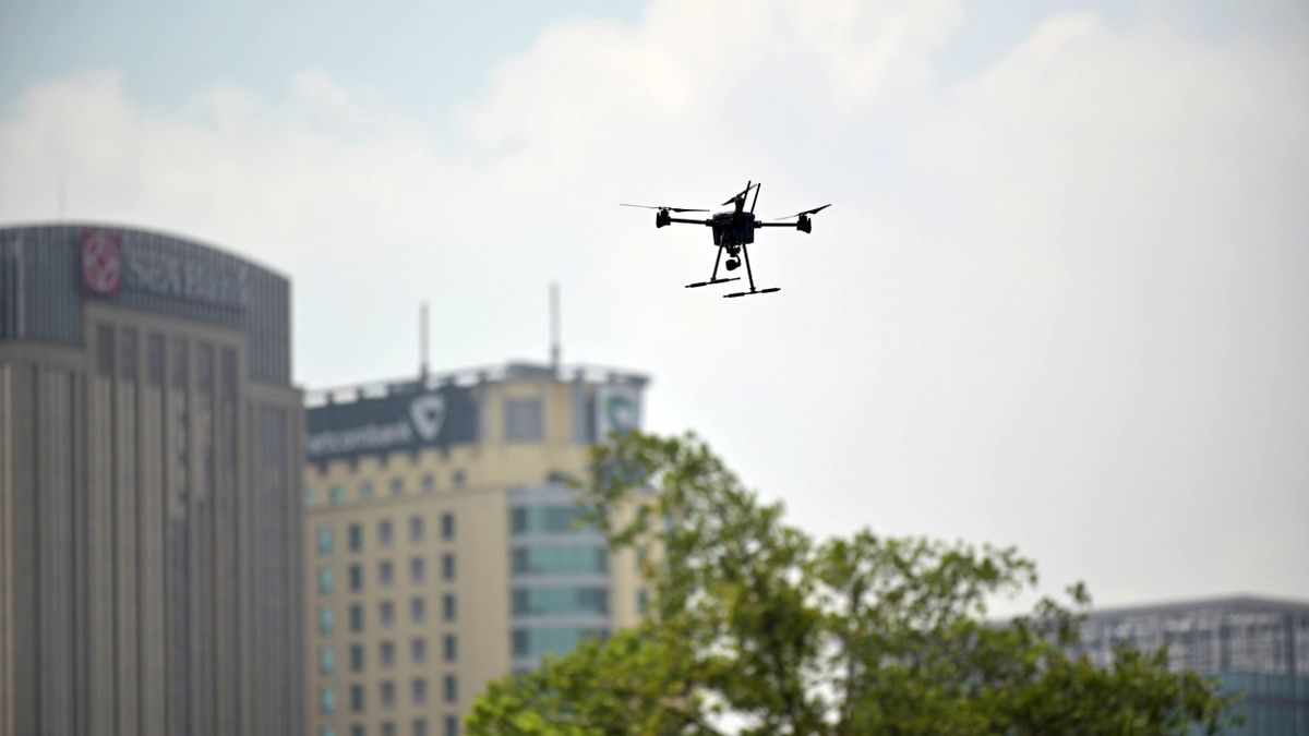 Áp dụng UAV và camera AI trong xử lý vi phạm trật tự đô thị - Đài Phát thanh và truyền hình Hà Nội