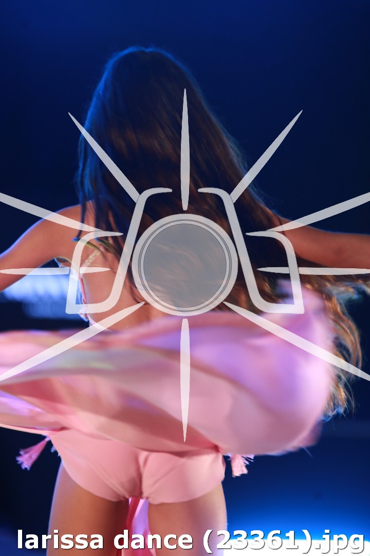 larissa dance (23361).jpg
