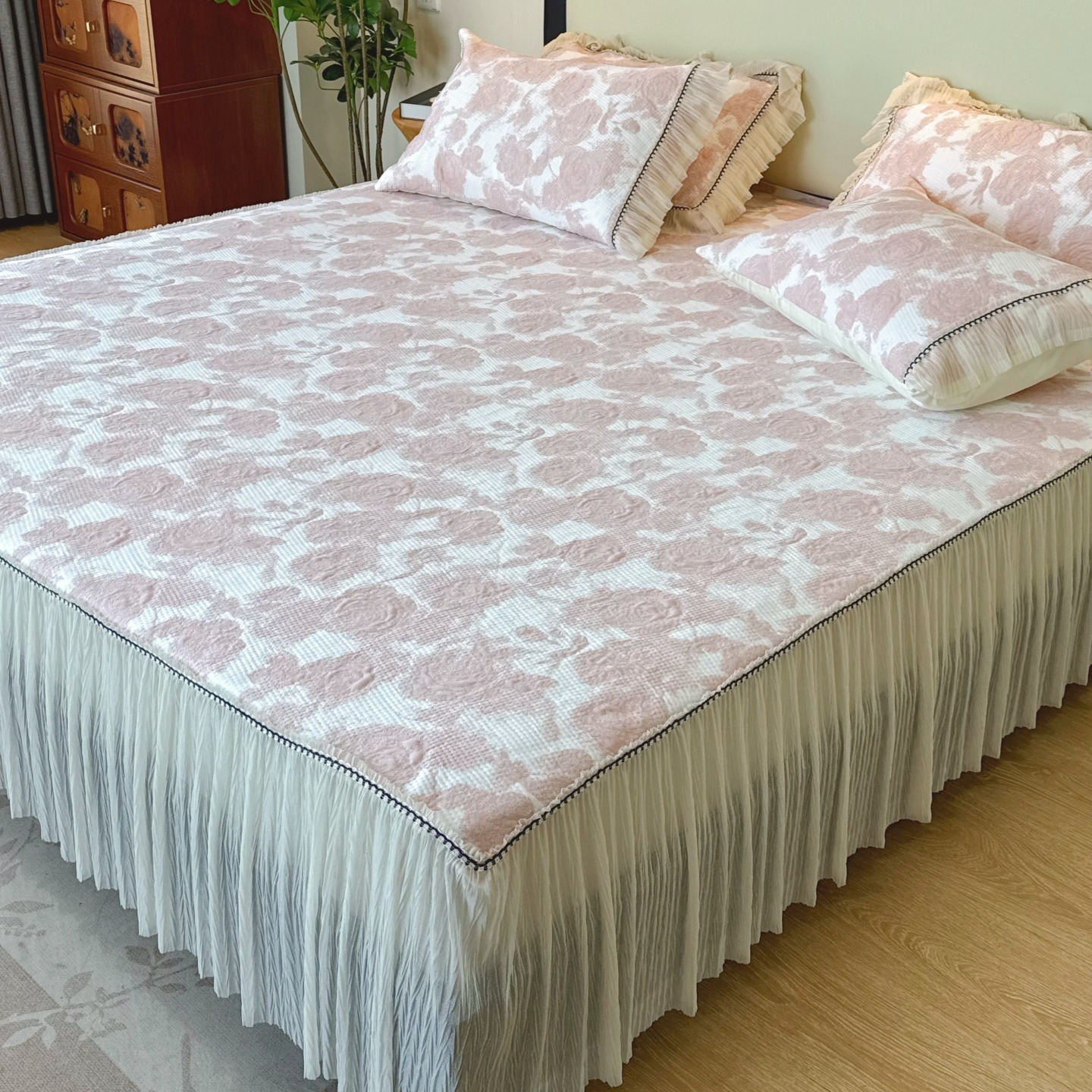 Cooling Mat Ice Silk with Pillow Covers
