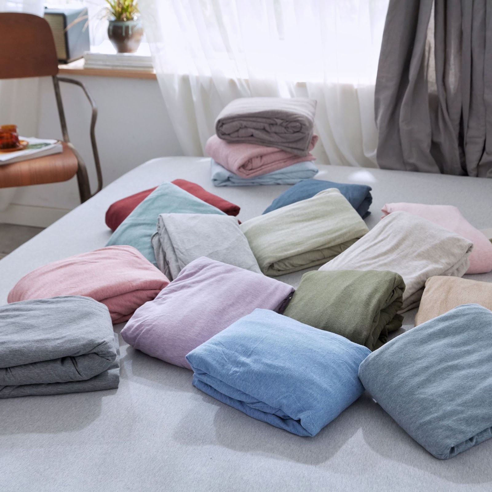 Cotton fitted sheet, 1.8 m bed