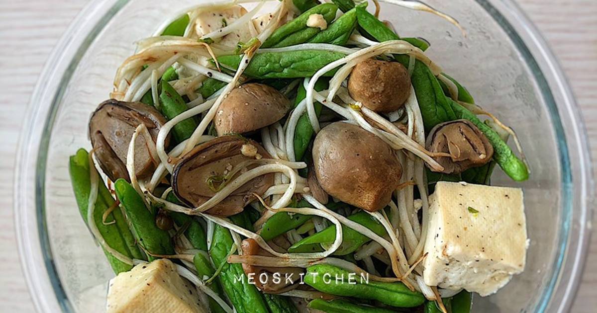 Đậu cô ve xào giá, đậu hũ, nấm rơm chay