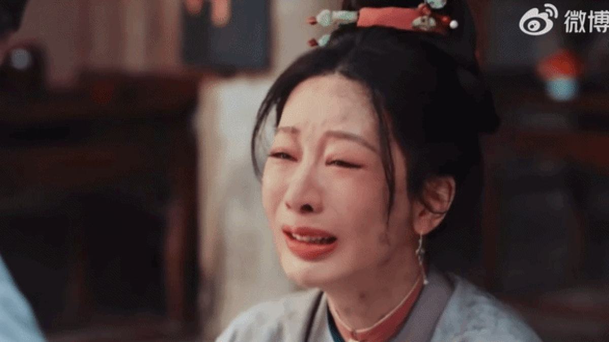 Khuôn mặt biến dạng của Dương Tử - Báo Tiền Phong