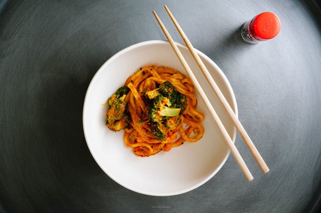 Mì Udon Trộn Bí Đỏ