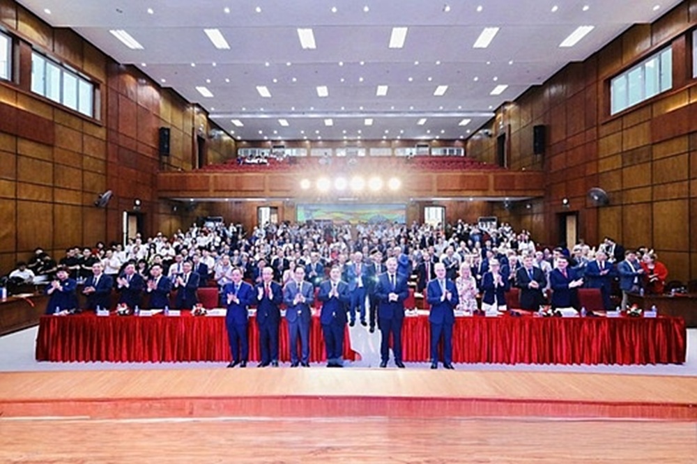 Trường Đại học Tây Bắc tham dự Hội nghị Hiệu trưởng các trường đại học Việt Nam - Liên bang Nga lần thứ III: Thúc đẩy hợp tác chiến lược với Viện Á - Phi (IAAS), Đại học Tổng hợp quốc gia Lomonosov