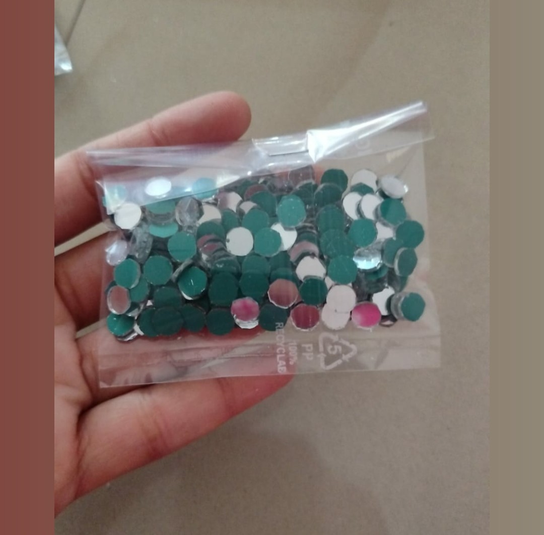 Extra Small Round Mirror pack of 25 gm