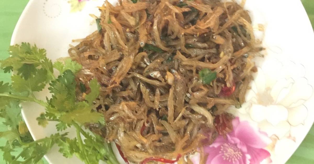Cá cơm " Mơm " Kỳ Anh rang mắm đường