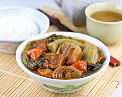 Cho ra tô và thưởng thức với cơm nóng nhé!