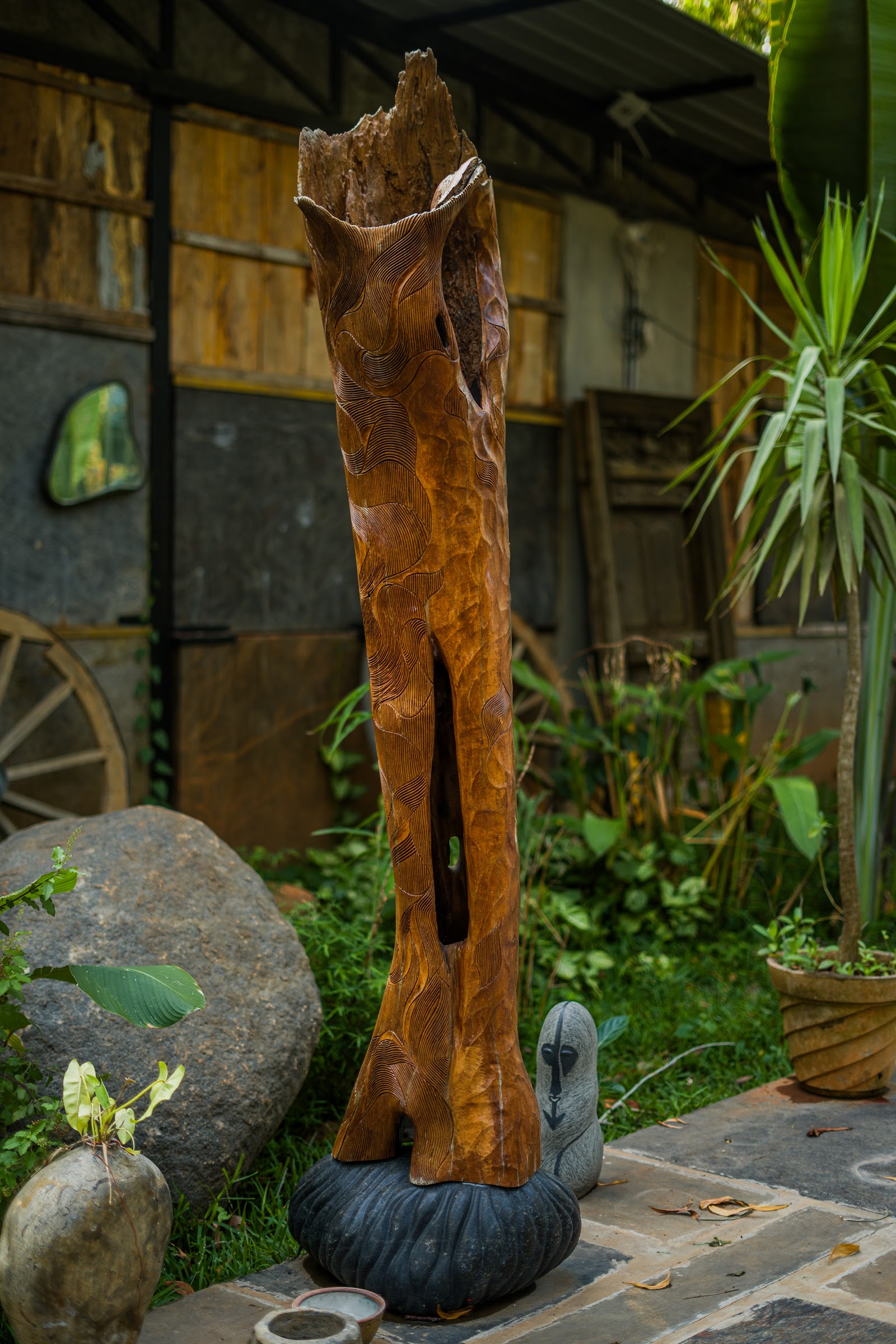 Lumen Totem, studio view 7