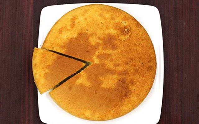 Bánh Bông Lan Nướng Với Nồi Cơm Điện
