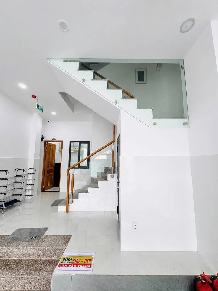 Bán nhà - CHDV - 5 Tầng,  14 Phòng – 15 WC –  Full nội thất , P.5, Gò Vấp