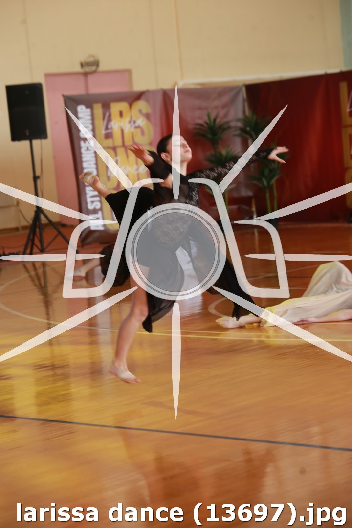 larissa dance (13697).jpg