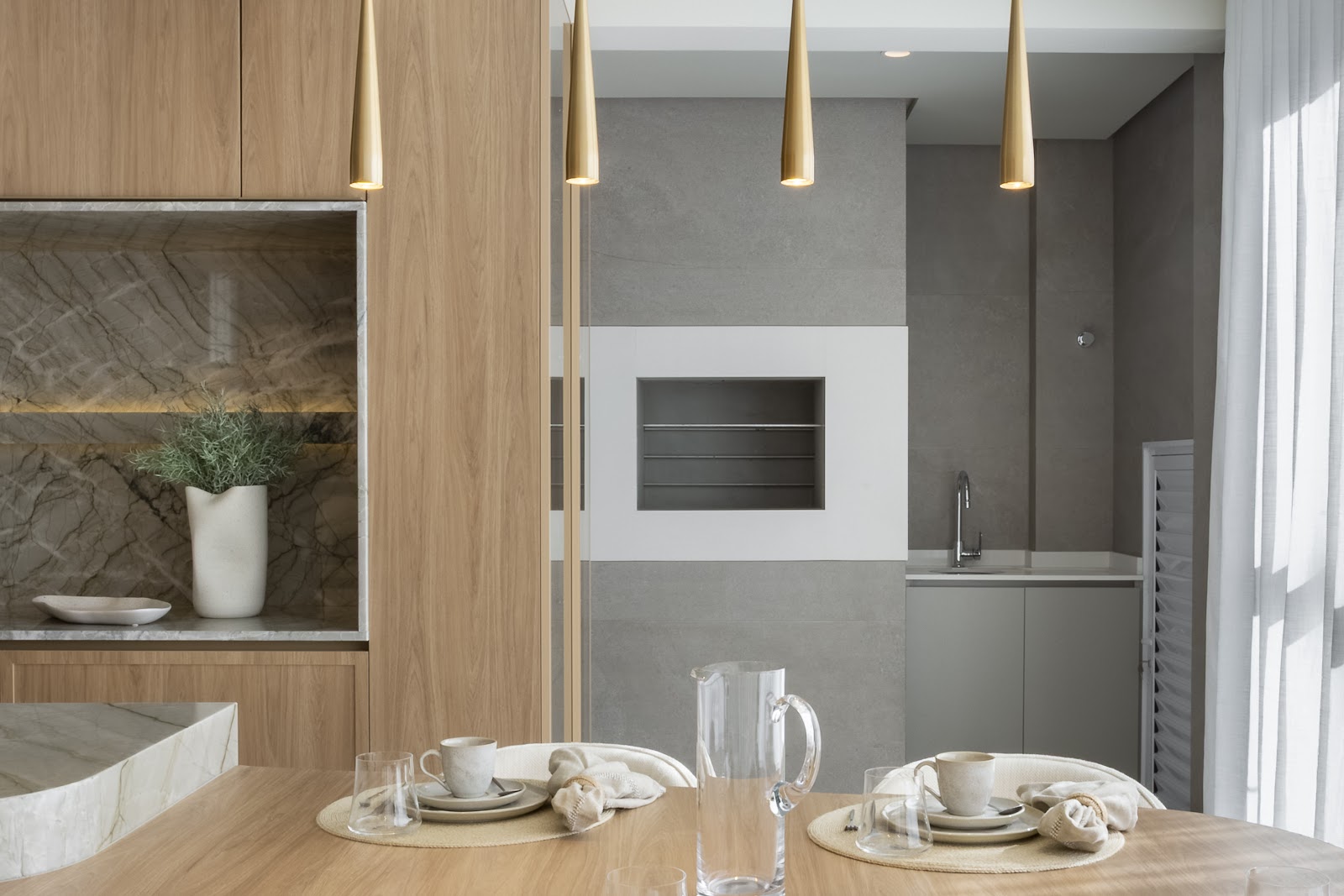 Tremezzo decorado — porcelanato retificado