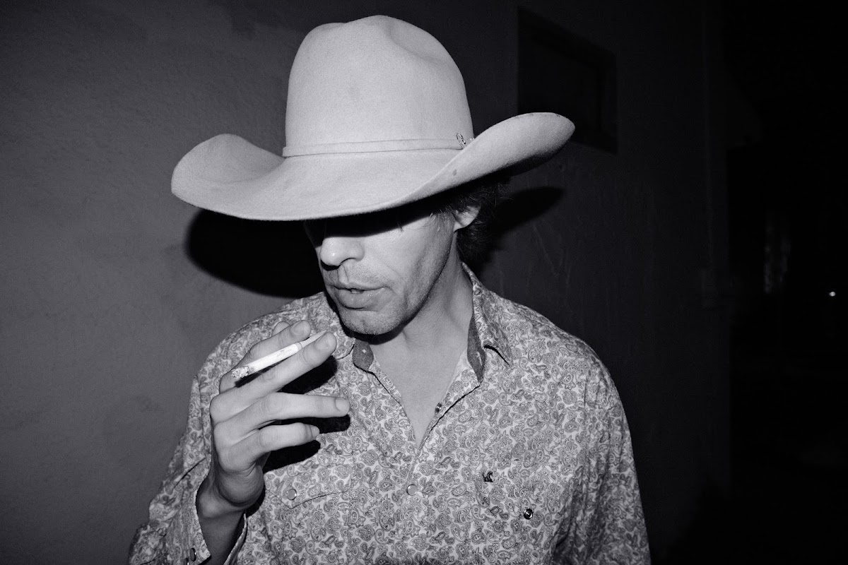 @tlau.photos_thelostandunfounds_2026-03-14_austin_last_night_noir_048