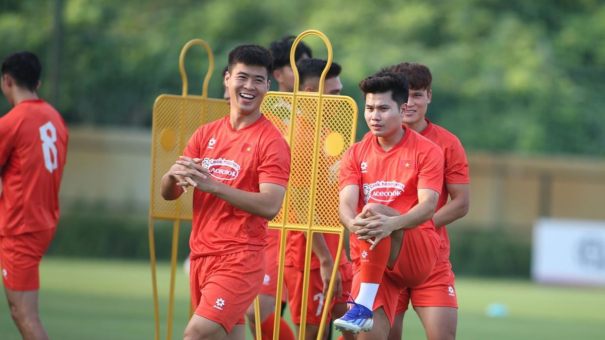 Tuyển Việt Nam và những biến hóa khó lường từ HLV Kim Sang Sik - Báo VietnamNet