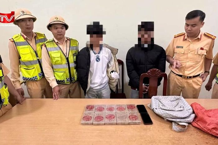 Bắt giữ 2 đối tượng vận chuyển hơn 2,5kg nghi ma túy - Chuyên trang An Ninh Thủ Đô - Báo Công an nhân dân