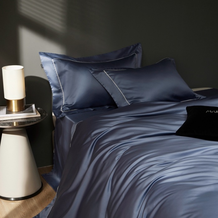 Luxury Bedding Set, 140 Thread Count Long Staple Cotton, 4-piece