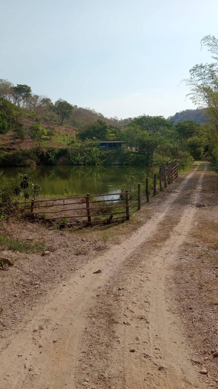 Sítio em Brazlândia-DF 8